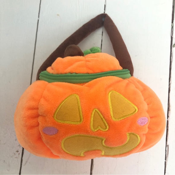 Jack-o-lantern pumpkin plush pouch - Picture 1 of 3